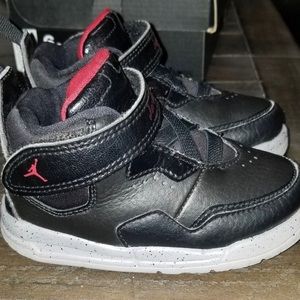 Jordan’s court side 23 (td) shoes 6c